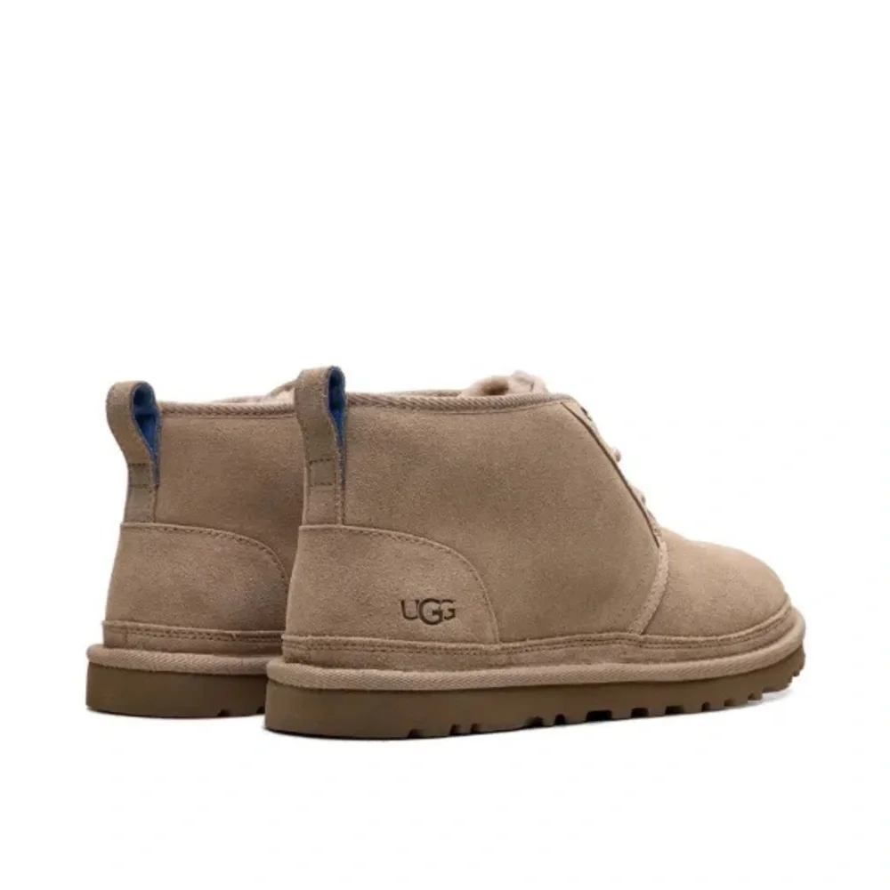NWOT UGG Neumel Boot Size 5 Men’s/ 6.5 Women’s